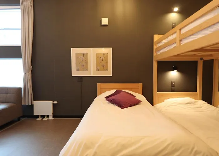 Uchi Living Stay Ekolu