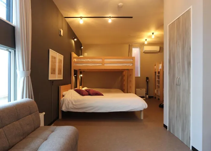 Uchi Living Stay Ekolu